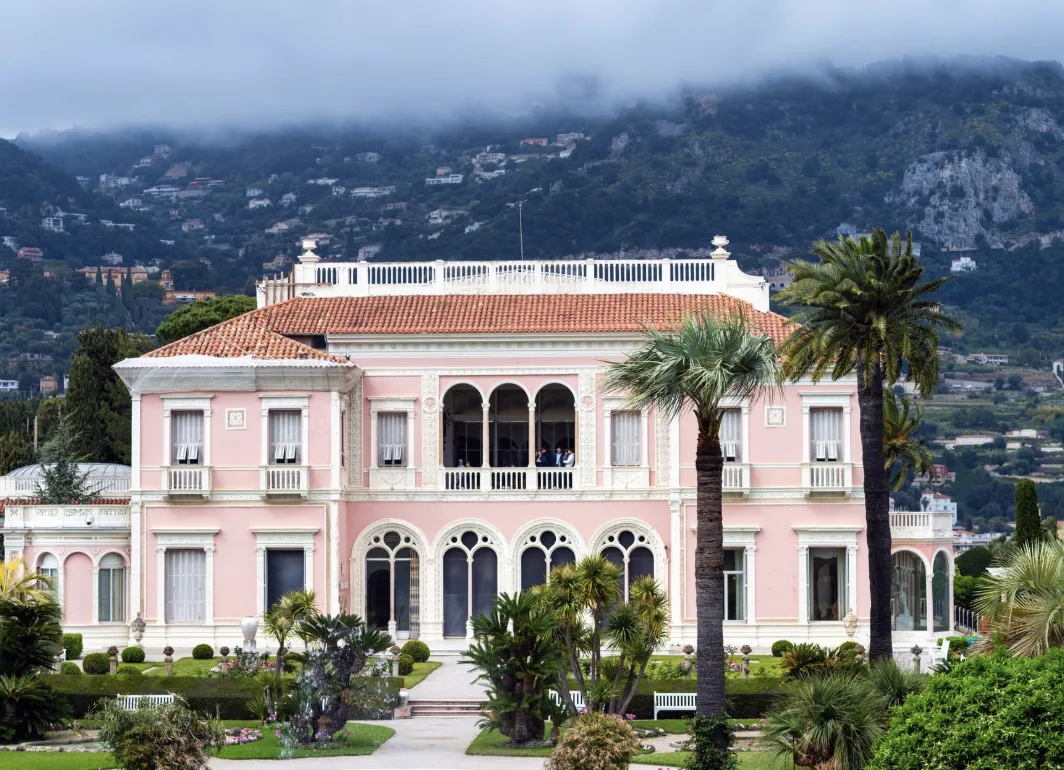 Luxury Mansion